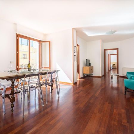 Georgia'S Apartment Алгеро Екстериор снимка